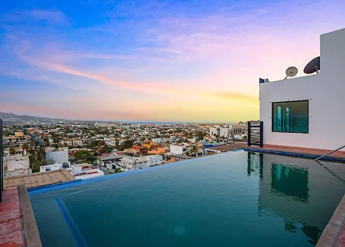 Сasa de vacaciones Morgan Residences 508b At Boutique With Pool, Gym, Cabo San Lucas